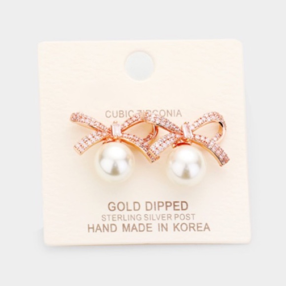 Bow Pearl Earrings